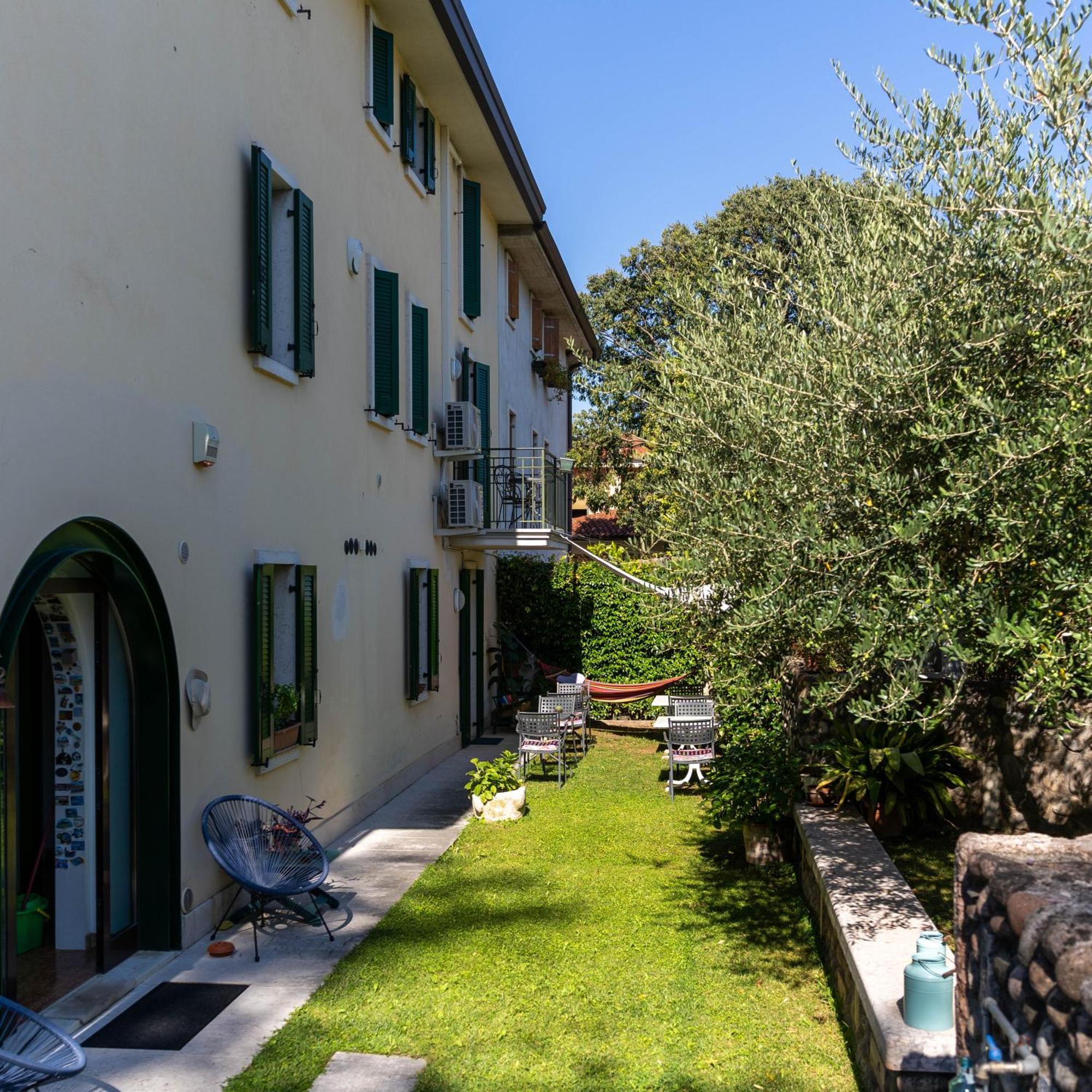 A Casa Di Tom Panzió SantʼAmbrogio di Valpolicella Kültér fotó