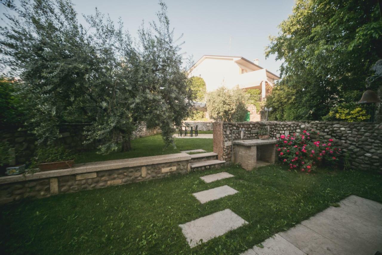 A Casa Di Tom Panzió SantʼAmbrogio di Valpolicella Kültér fotó